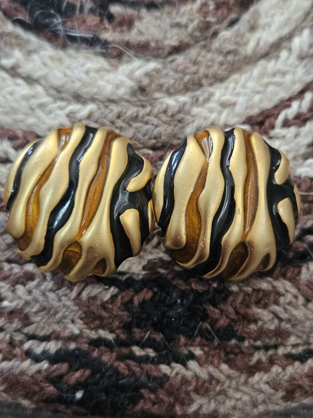 Vintage Gold & Black Swirl Clip-On Earrings